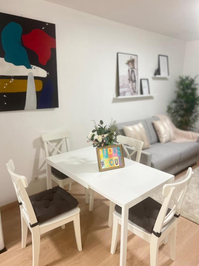 Very Quiet Apartment With Balcony Saint-Denis  Exterior foto
